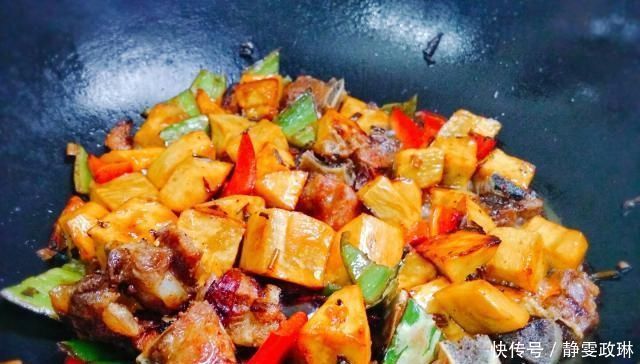 锅倒油烧热|7道超级下饭的家常菜,做法简单味道香,上桌让你多吃两碗饭