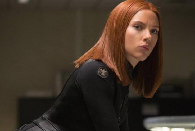 无人|漫威电影:出演次数最多的英雄,托尼曾11次出境,漫威之父无人超越