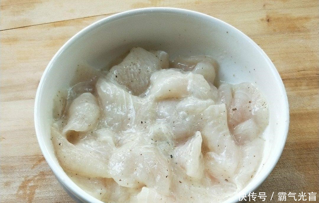  适量|在家做酸菜鱼，酸香有味，汤也可以喝，配米饭正好