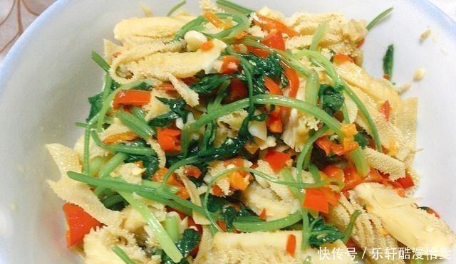 妹夫|国庆假期回娘家第1天的午餐，10人4菜1汤，好吃营养不浪费