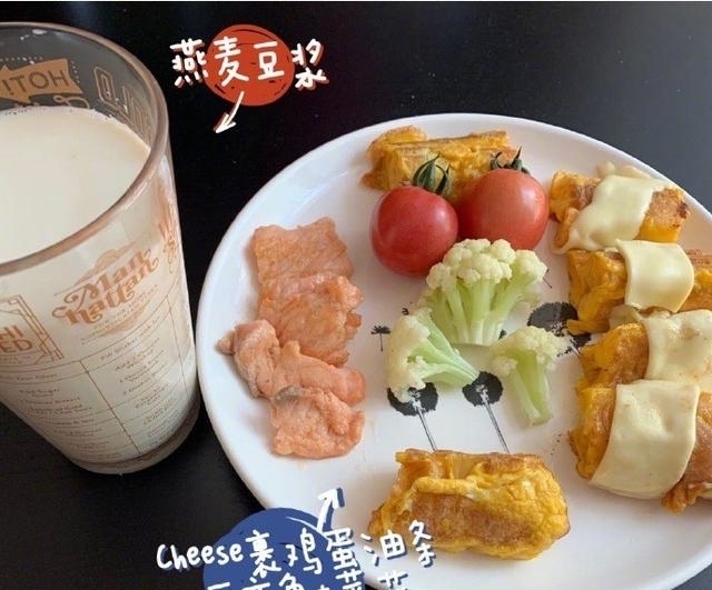  鸡蛋油条|看海清晒的早餐，网友们大赞：这位妈妈明星不一般，厉害了