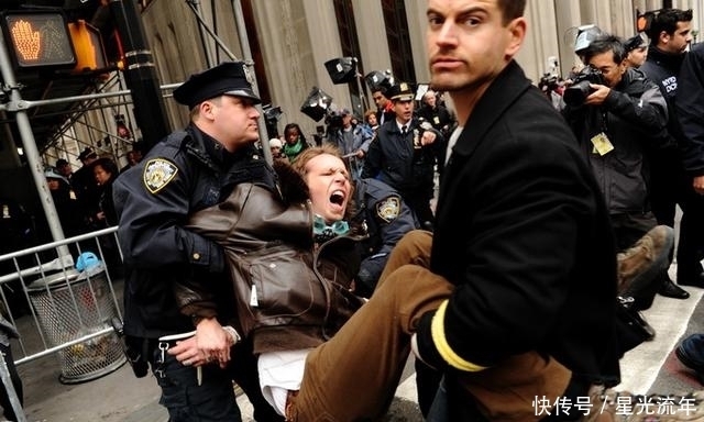 美国|中东混战场景在美上演,美军出动也无效,美抱怨霸主地位遭遇挑战