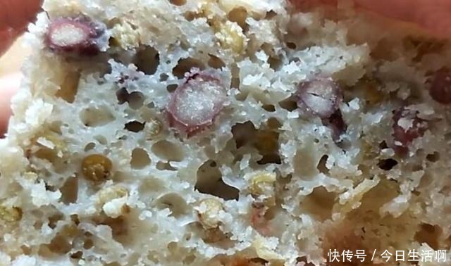 好吃|我家绿豆从来不熬粥,加一碗红豆,松软香甜,比蛋糕还好吃