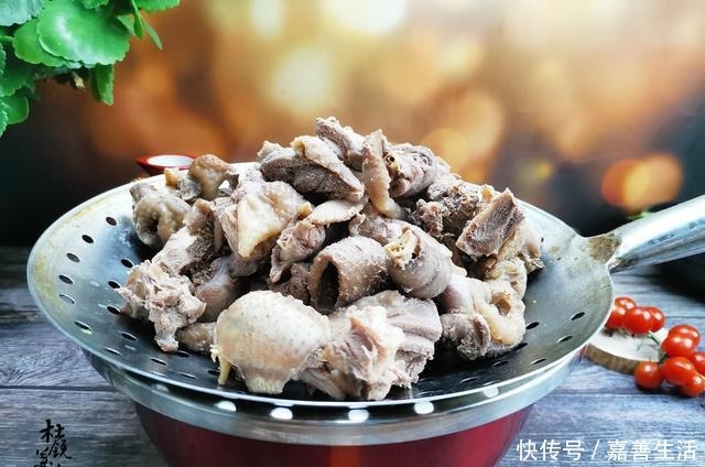免疫增强|这食材是天然免疫增强剂,与鸡肉一起炖,特香,满满蛋白质