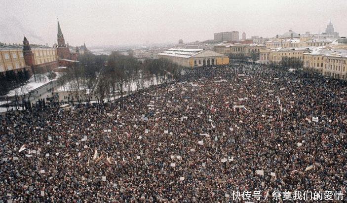  社会主义|普京女校友成邻国首位女总统, 处处与普京作对, 至今仍然单身