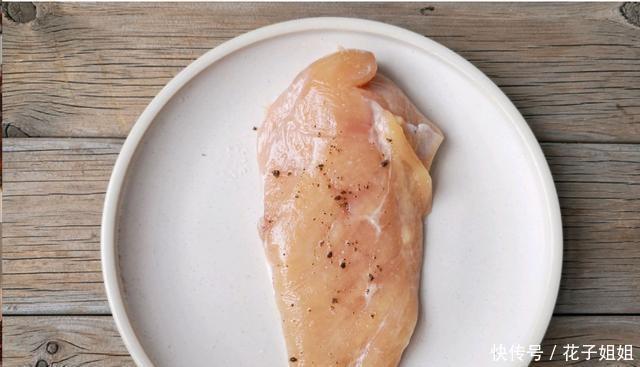 蔓越莓酱汁|炸鸡胸脯感觉差不多什么我的家人喜欢搭配蔓越莓果酱