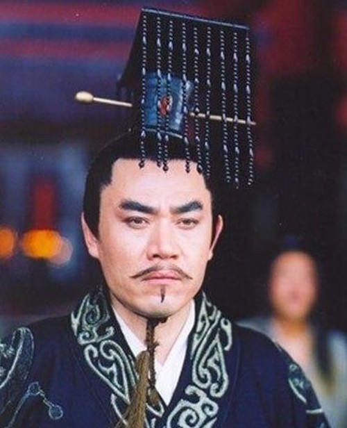 夫人|大臣每年换一位新夫人，众人骂他厚颜无耻，汉武帝却说他聪明