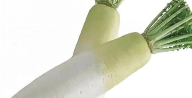 迷上|春天迷上此菜,砂锅一焖,汤汁鲜美又解馋,有蛋有菜营养很均衡