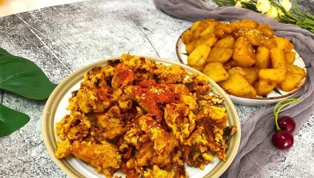 午餐|我和老爸的午餐,2个人2道菜有荤有素,老爸2碗米饭都没够吃