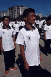  生活|搞笑GIF动图：妹子们也是拼啦！这给力的生活