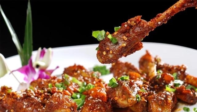 香酥|酸菜椒麻鱼,鸭什锦,东坡肘子,肥牛鸭血,孜然棒骨,香酥游肠卷