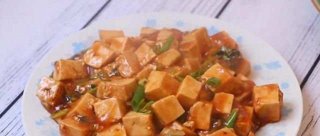 点名|豆腐自从学会这个做法,家人三天两头点名吃,鲜嫩入味,比肉都香