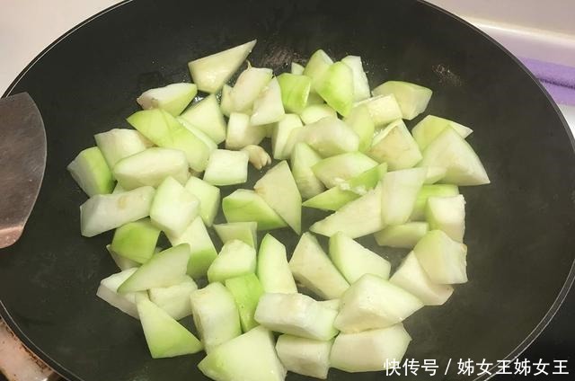  开店|晒一晒我的家宴，6个人的家常菜，朋友问什么时候能开店