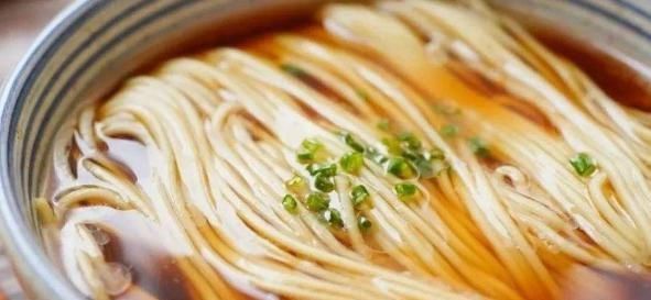 来辩|南方人吃面和北方人吃面,差别在哪吃货一眼就看出,不服来辩