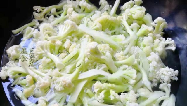 不加|干煸花菜不加肉,加入这个佐料入味下饭,好吃不长肉,10分钟搞定