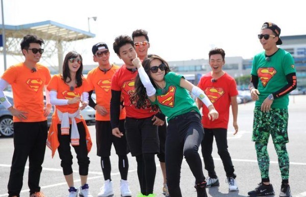 黄明昊|《跑男》为何要力捧21岁的蔡徐坤黄明昊连续两期做客,就是答案