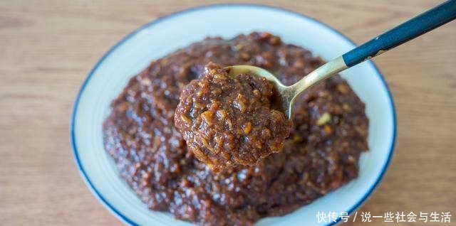 简单|教你在家晒茄子干，1次晒6斤不够吃，做法简单，放12个月不坏