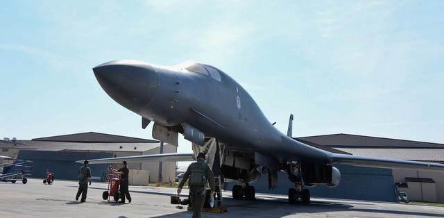  时间|一细节决定美国下一代战略轰炸机B-21快服役了，时间已确定！