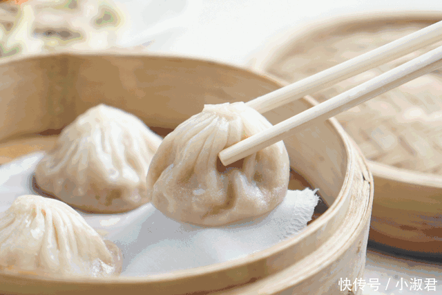 人脑|外国人给中国小吃起的“洋名”,让人脑洞大开,一下高端到没朋友