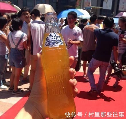 在线|饭馆点了“山海关”汽水,给的这是啥?到底喝还是不喝?在线等