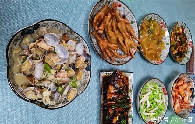  毛豆|第一次陪男友回家，准婆婆特意下厨招待，上桌后公婆却要出去吃