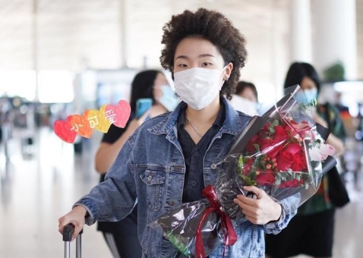 合体|《青你》决赛在即,被淘汰训练生回归却除她,宅欣棠雪合体无望了