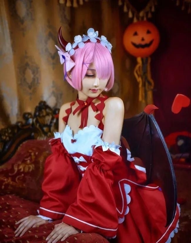 和蕾姆|cos：拉姆和蕾姆，谁是那只最可爱的小恶魔呢？