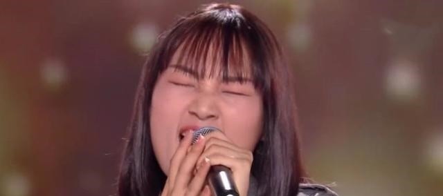 单依纯|所有人都在关注单依纯,却没看到李荣浩战队有个“隐藏的高手”