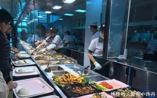 大虾|有一种工作餐叫华为员工餐,海鲜大虾随便吃,豪华程度不亚于星级饭店