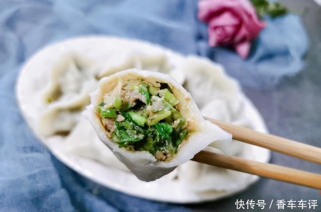 香菜的朋友|包香菜馅饺子时,切记2个要点,很多人不懂,难怪饺子不鲜也不香