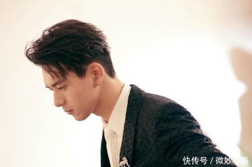 女生|单眼皮好看的女生,一般有以下3个共同点,占一个就很灵动俏皮