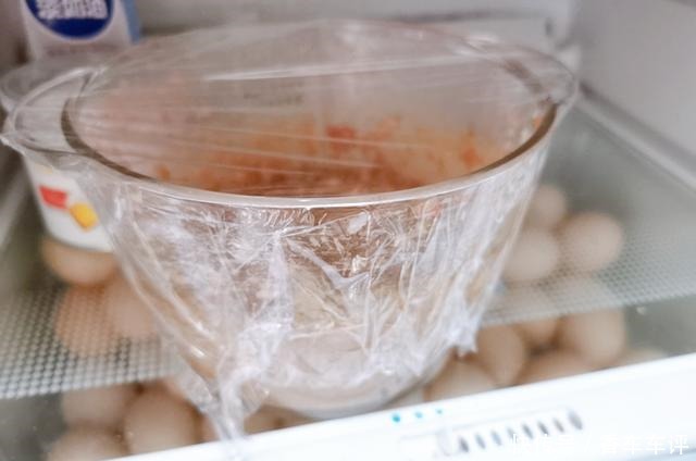 香菜的朋友|包香菜馅饺子时,切记2个要点,很多人不懂,难怪饺子不鲜也不香