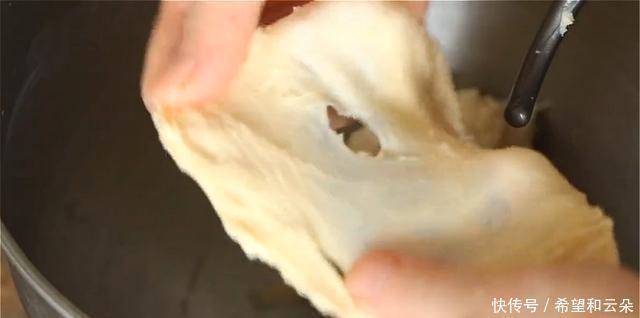 浓郁|分享美味早餐,做法简单,比馒头营养,比油条健康,葱香浓郁松软