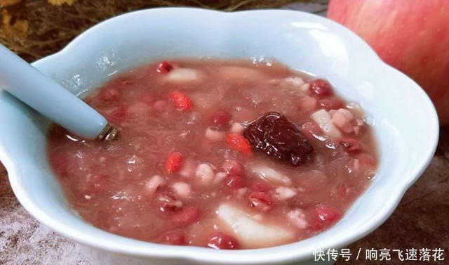 把握|天气越来越凉,多给家人喝这款粥,香甜浓稠滋补润燥,比喝豆浆强