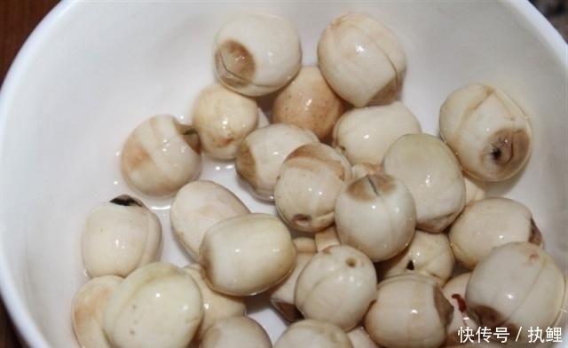  银耳|炖银耳时，是先放糖还是后放糖？很多人都错了