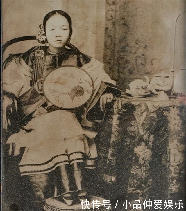 典雅|晚清贵妇怎一个美字了得？第一位端庄典雅，最后一位俏颜如玉