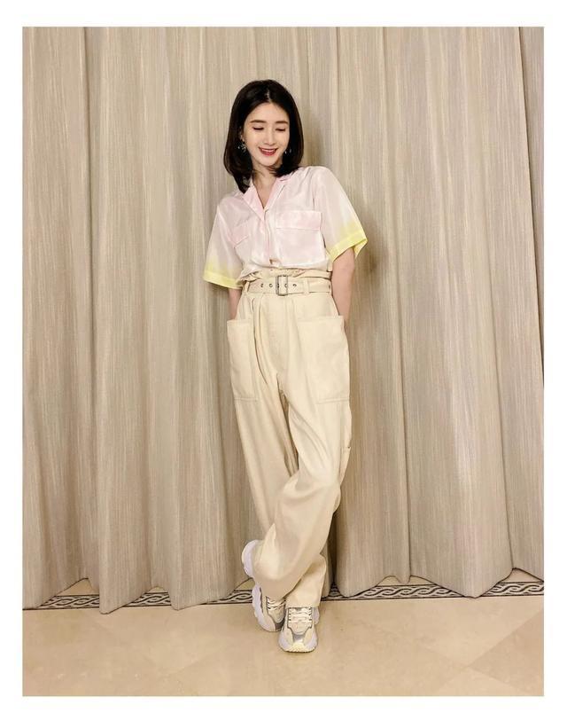 潇洒|2020年第一条长裙,要像戚薇张柏芝的一样潇洒