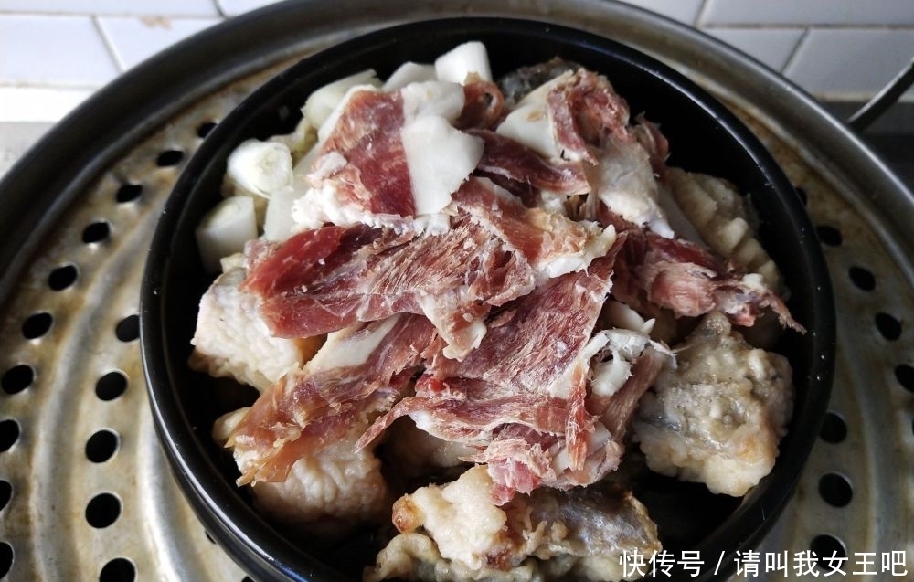 蒸菜|大热天,孩子最馋这蒸菜,蒸一蒸就上桌,又鲜又营养,吃不够