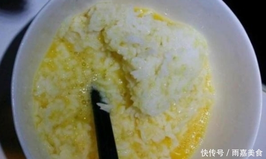 顺序|做蛋炒饭时，先炒“米饭”还是先炒蛋？弄错了顺序，怪不得不好吃