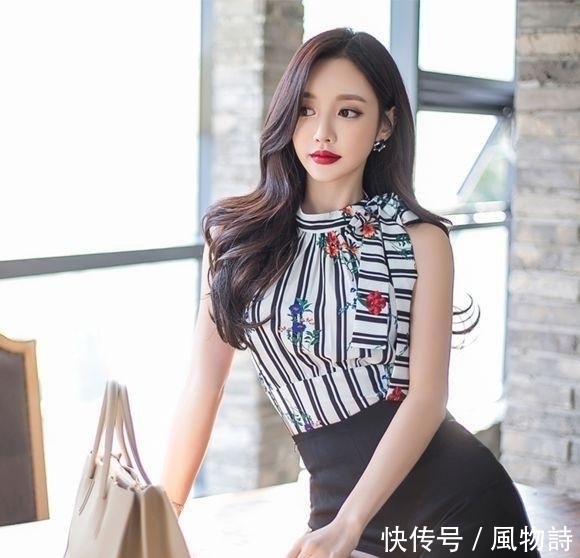  衬托出|街拍：俏美靓丽的紧身裙美女，衬托出迷人的气质