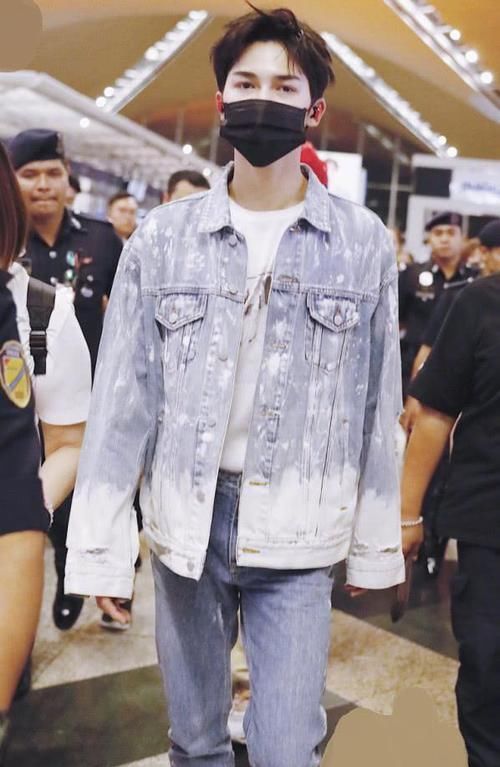 朱正廷|172cm的华晨宇和183的朱正廷,穿同一件外套,你站哪边