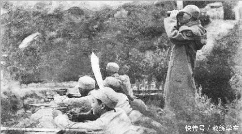 军衔|他堪称最特别的开国中将,按资历只能授衔上校,按功劳却是中将