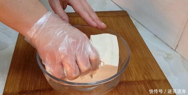 丸子|不管炸什么丸子,都别直接下锅,教你简单一做,过年5斤不够吃!