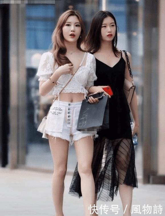 黑色|右边的小姐姐的性感风略胜一筹?