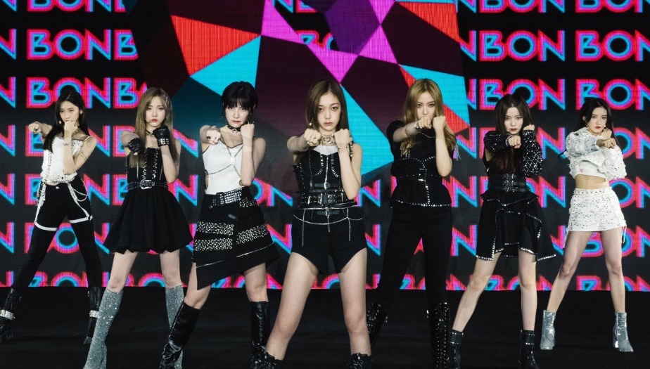 硬糖少女303|硬糖少女成团3个月共参加6档综艺,2人有个人资源,她曝光度最低