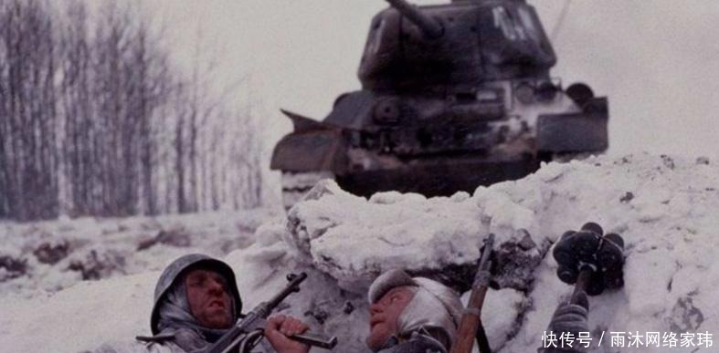 战俘|苏联妇女好心塞给德军战俘日用品,战俘累晕倒在地,当场就被打死