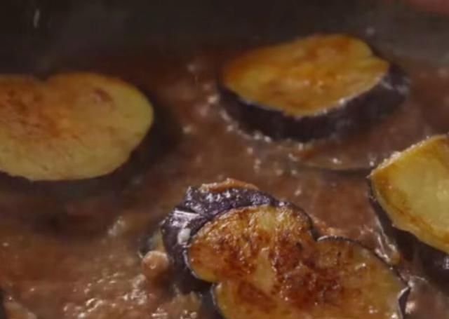 人士|茄子遇到肉、味道666,健康、爱美人士的必备菜品之一