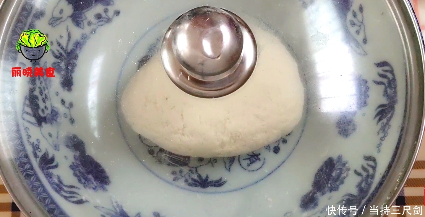 记住|蒸包子,记住不要直接上锅蒸,诀窍告诉你,出锅包子又白又软好吃