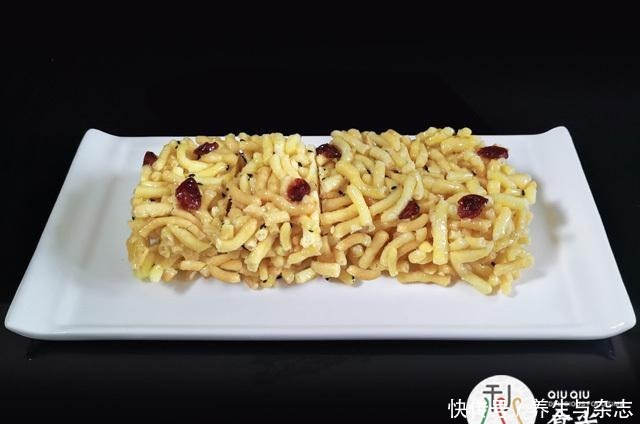 酥脆|教你在家自制沙琪玛,一学就会,香甜酥脆,味道超赞,比买的好吃