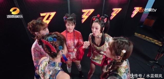 扇子掉|金莎在《乘风破浪的姐姐》里为啥被淘汰?公演的时候出现重大失误